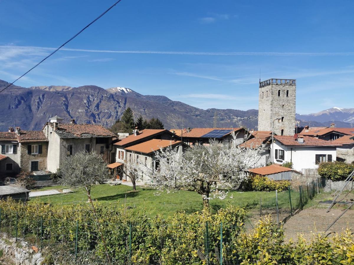 Alla Torre Del Barbarossa B&B Foresteria Mandello del Lario Exterior photo