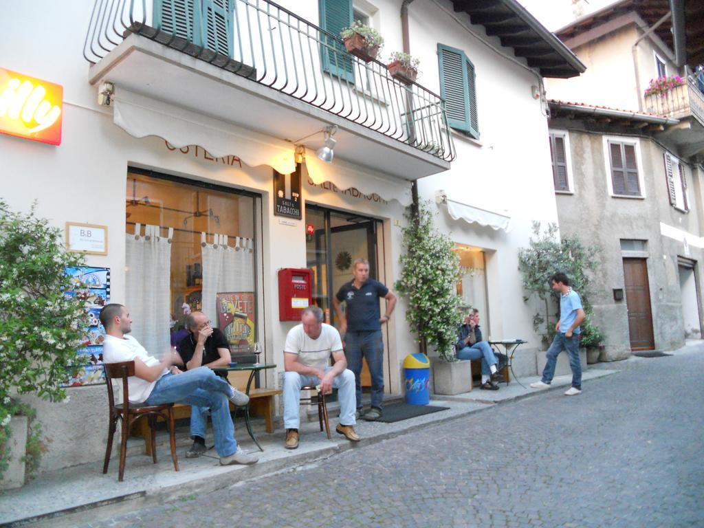 Alla Torre Del Barbarossa B&B Foresteria Mandello del Lario Exterior photo